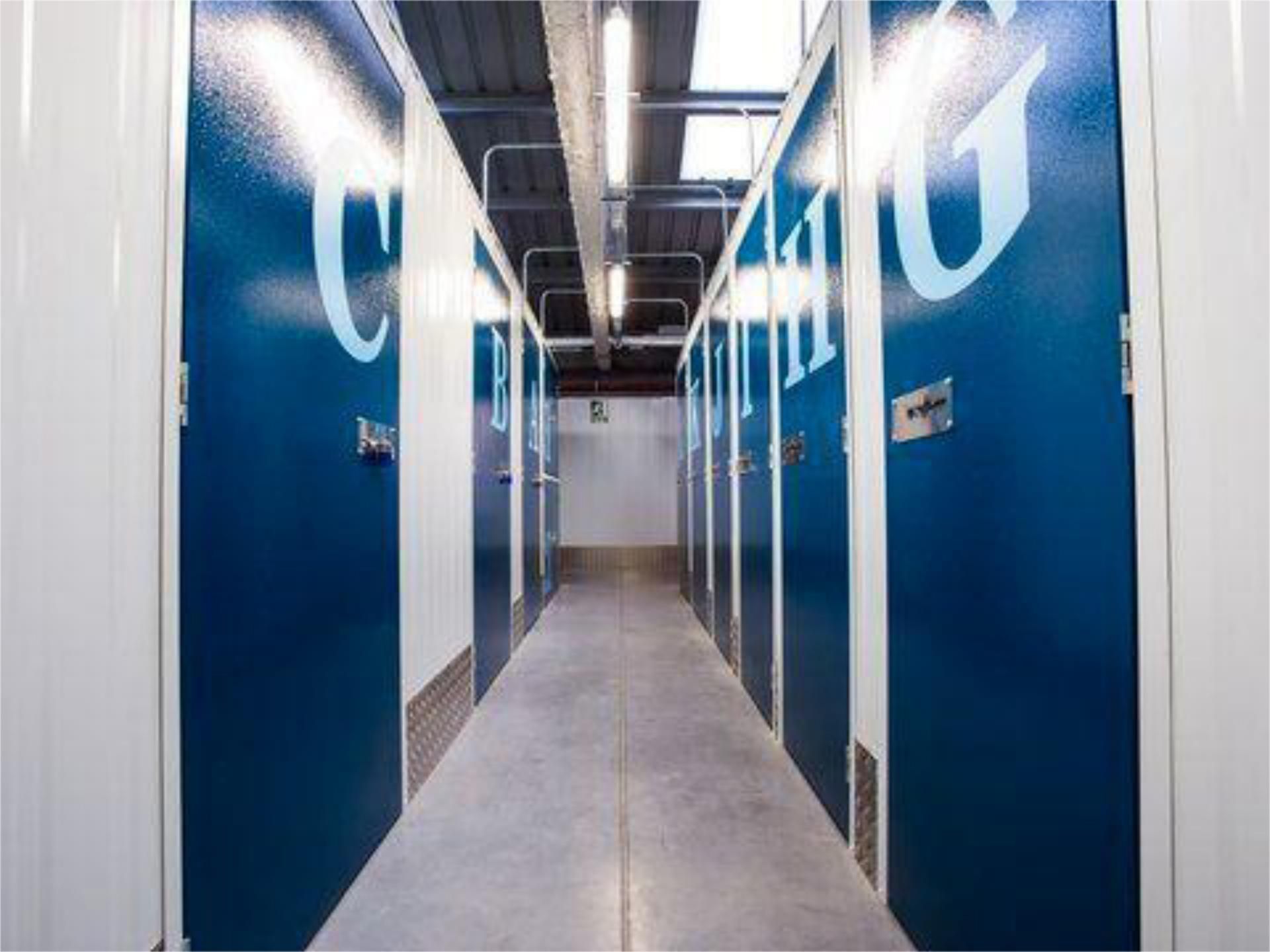 Traster de lloguer a Simancas Traster de lloguer en Madrid Capital