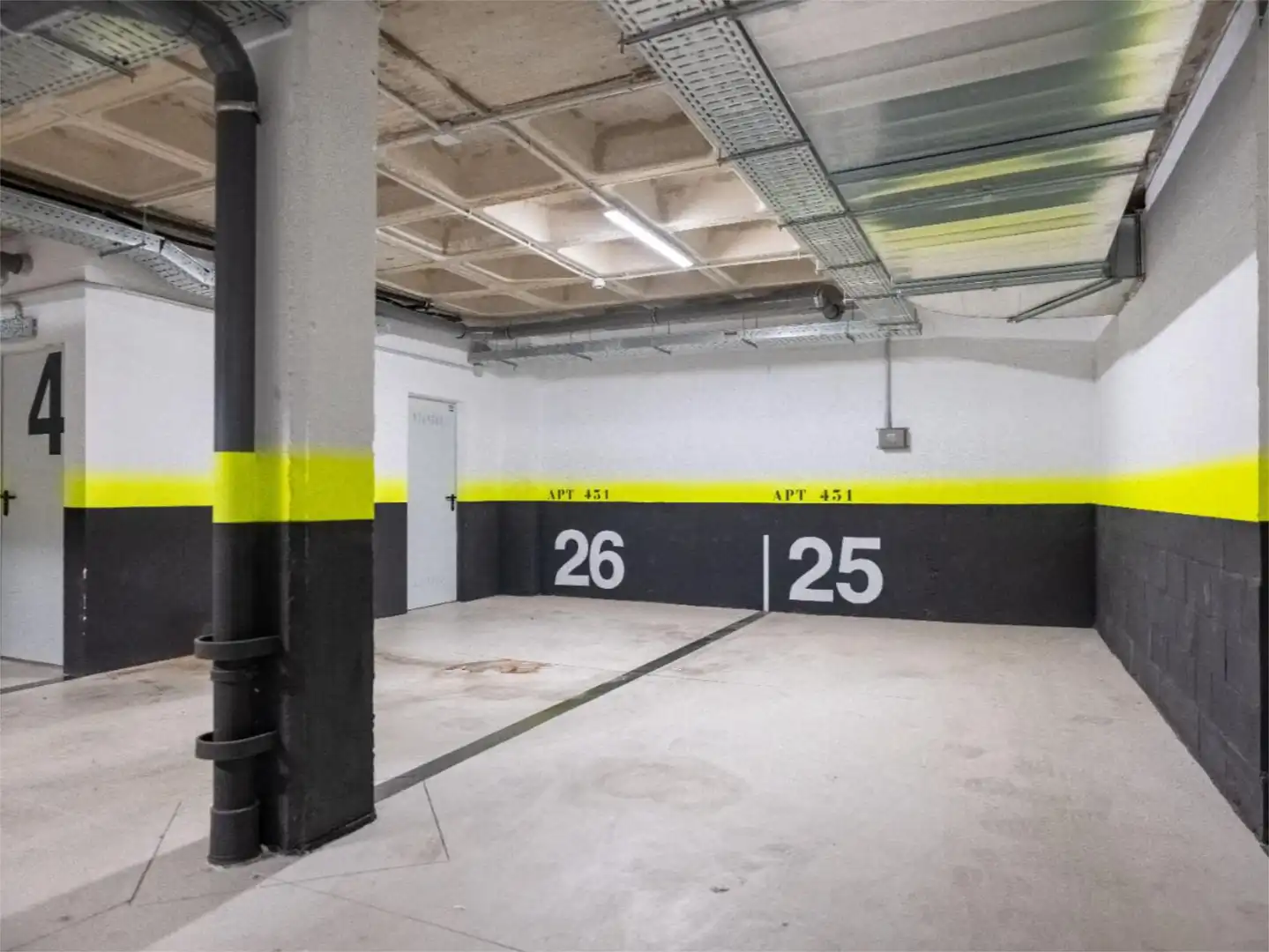 Parkplatz von Dachboden zum Verkauf in Fuengirola mit Klimaanlage, Terrasse und Schwimmbad