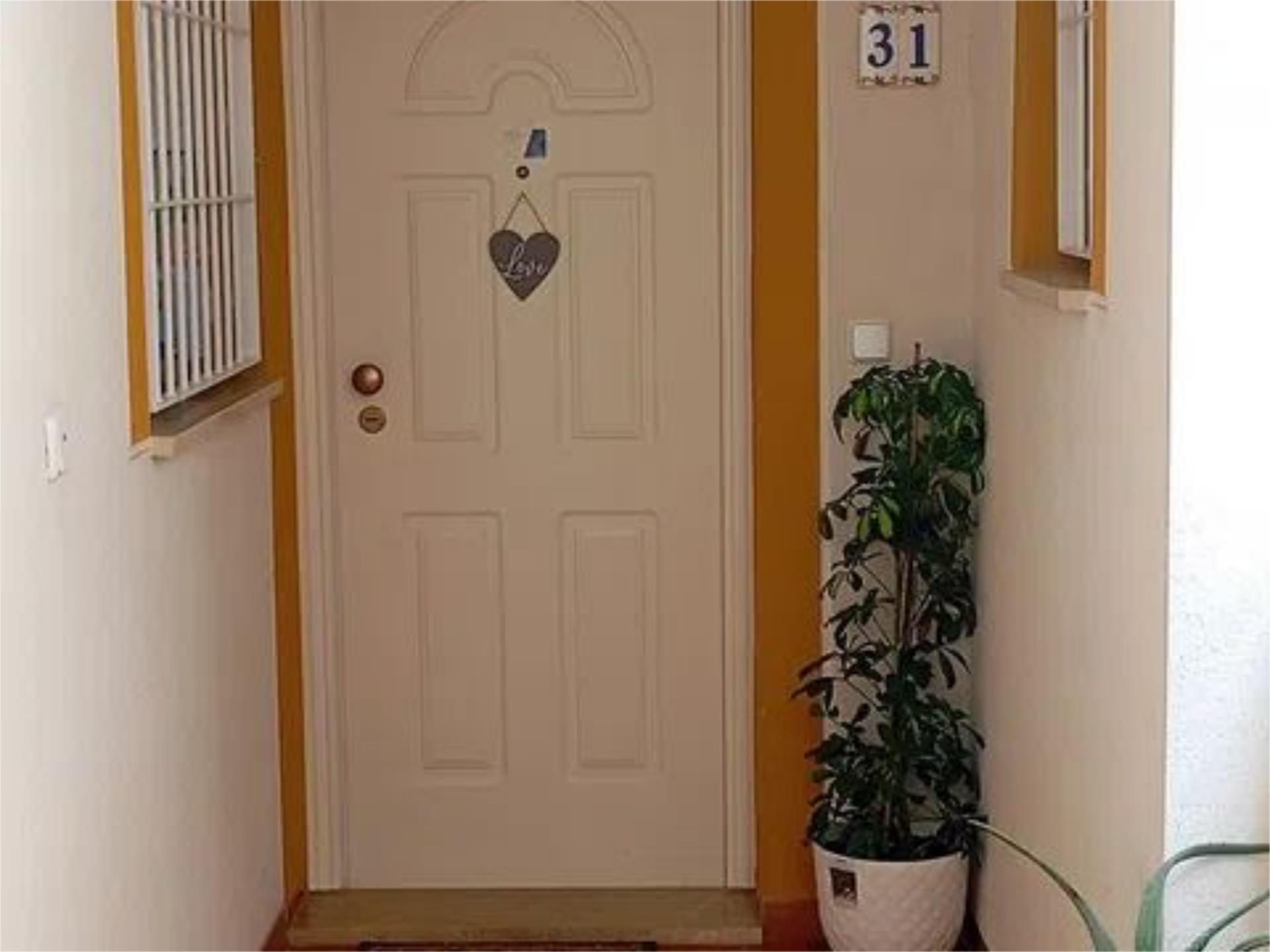 Flat for sale in La Unión  with Air Conditioner, Swimming Pool and Balcony