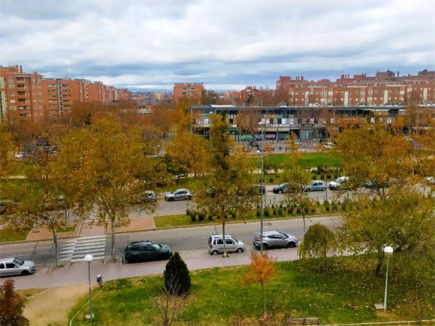 Vista exterior de Piso en venta en Fuenlabrada con Terraza y Balcón
