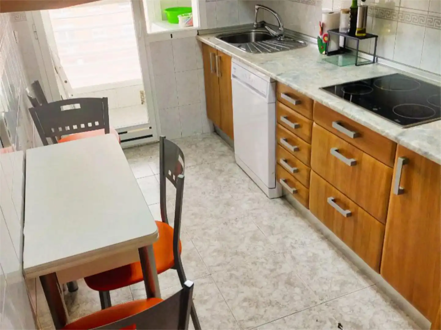 Cocina de Piso en venta en Fuenlabrada con Terraza y Balcón