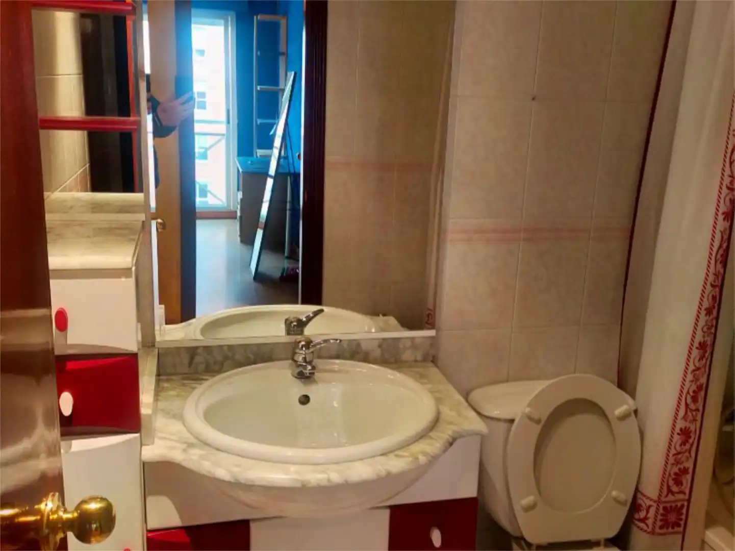 Baño de Piso en venta en Fuenlabrada con Terraza y Balcón