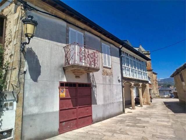 Casa-chalet en Venta en Viana do Bolo