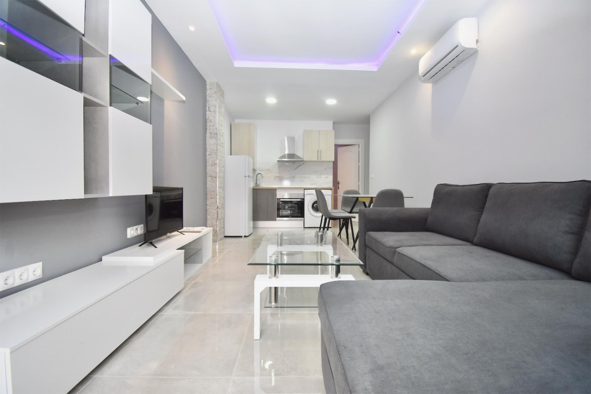 Flat for rent in Calle Clavel, 48, Los Árboles Living room of Flat for rent in Mijas with Air Conditioner, Terrace and Furnished