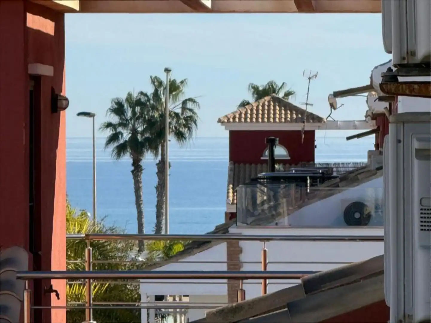 Vista exterior de Casa adosada en venta en Pilar de la Horadada con Aire acondicionado, Calefacción y Jardín privado