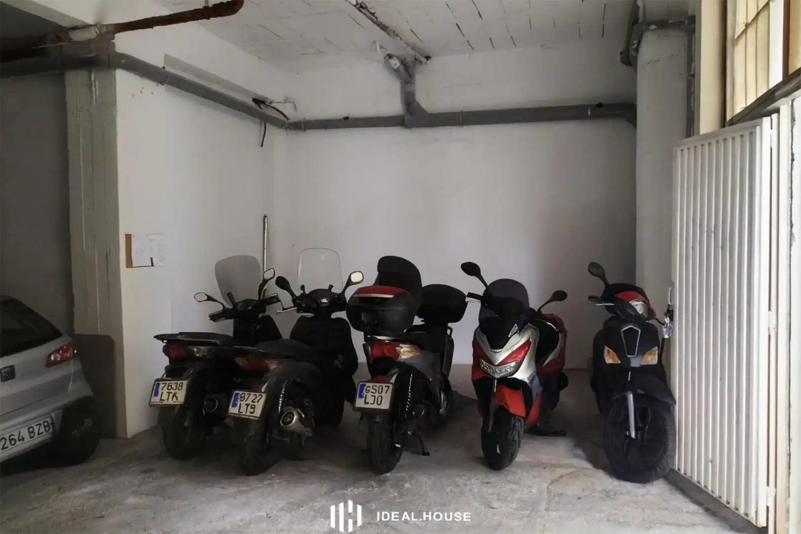 Garatge en venda a Los Puertos Xenda, 10, Zaramaga Aparcament de Garatge en venda en Vitoria - Gasteiz