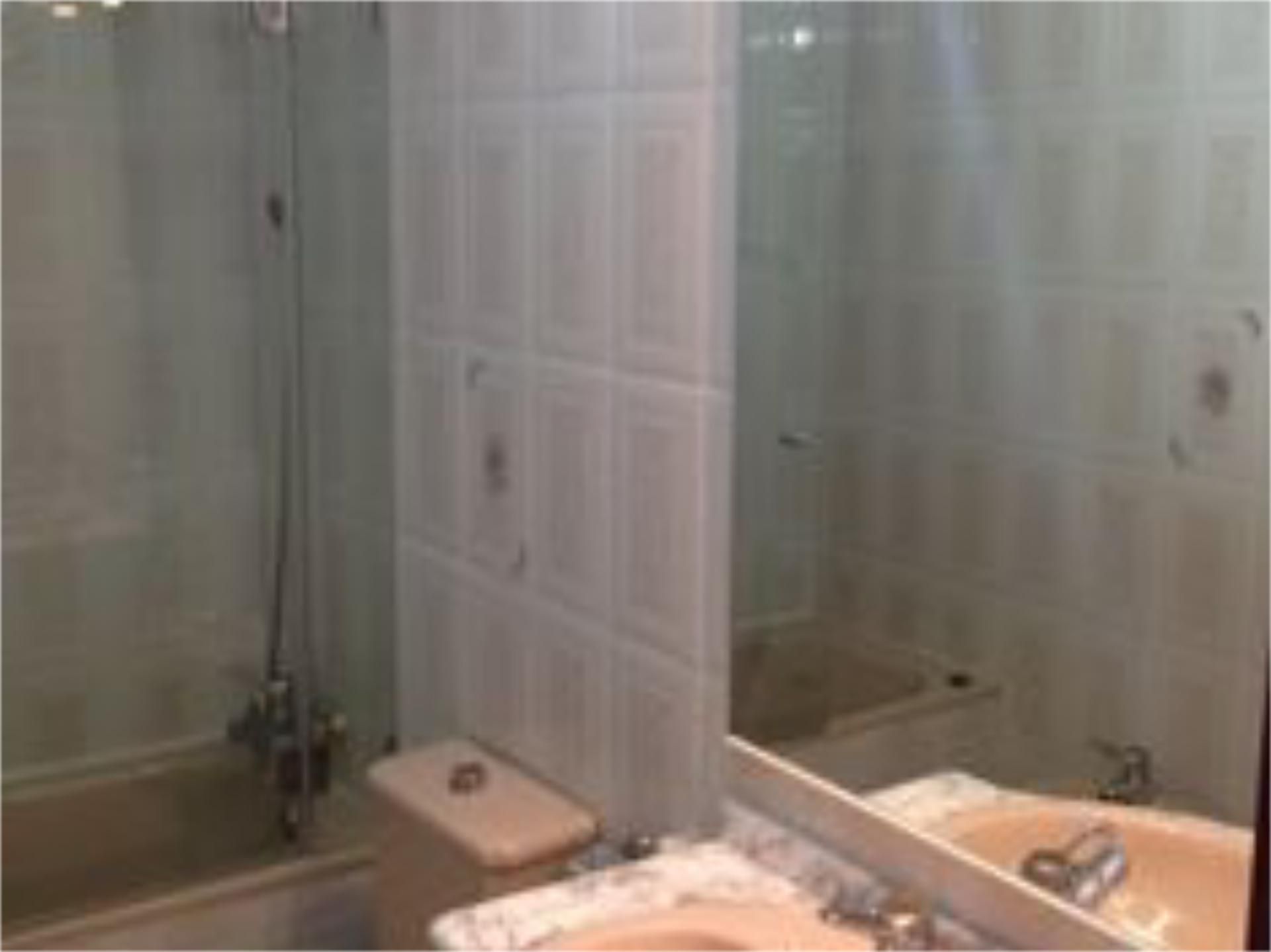 Pis de lloguer a Avenida de Extremadura, 2, Praderón Bany de Pis de lloguer en San Sebastián de los Reyes amb Calefacció