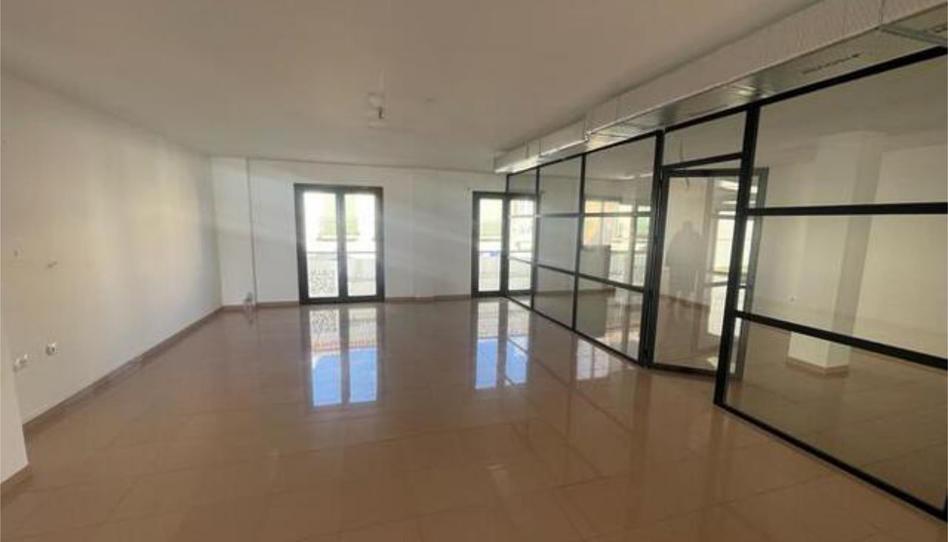 Oficina de alquiler en Hispanidad - Vivar Téllez, Málaga - imagen 1 Foto 1 de Oficina de alquiler en Hispanidad - Vivar Téllez, Málaga