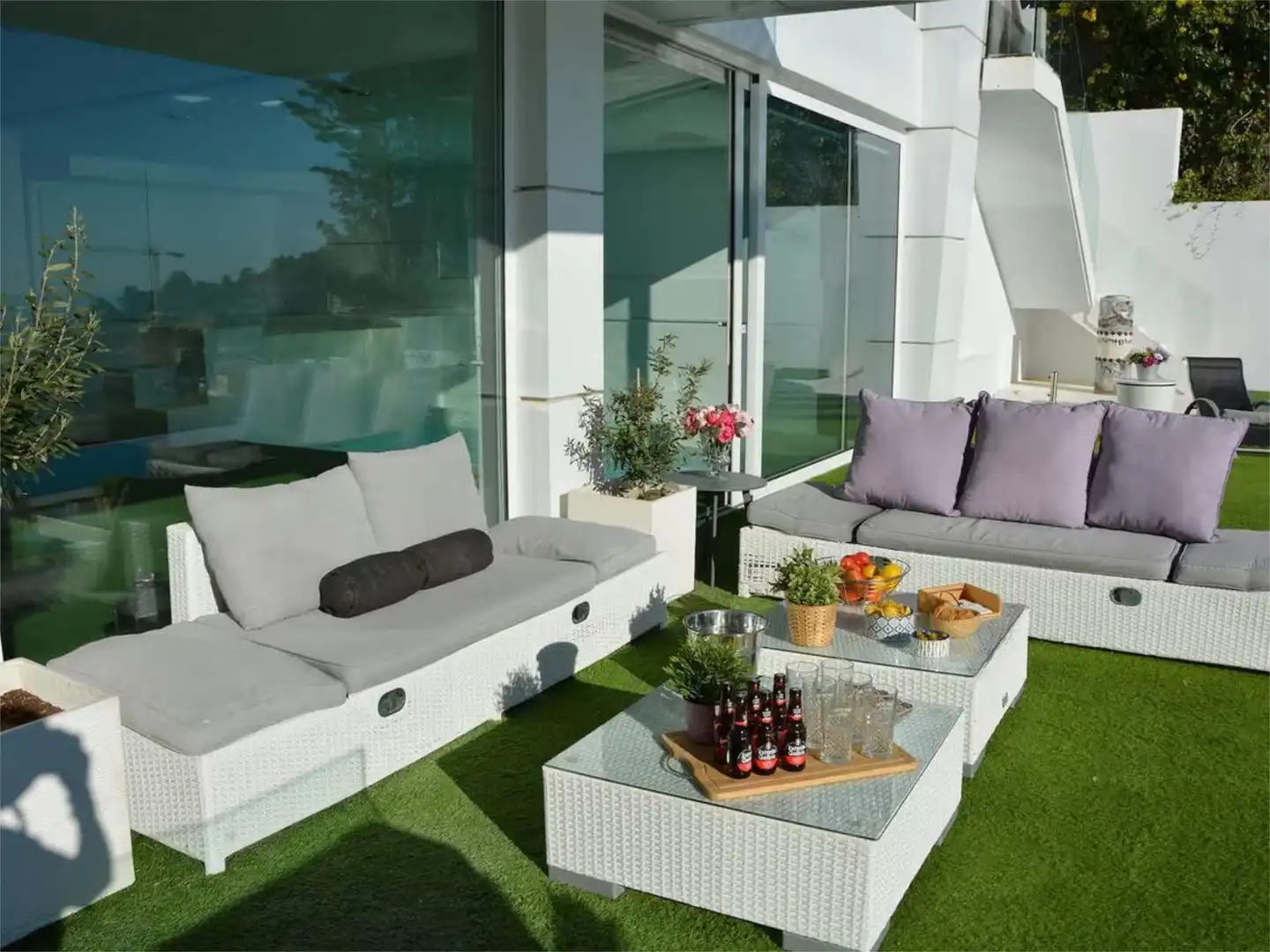 Detached homes for rent in Carrer Malvasia, 46, Levantina - Montgavina - Quintmar Terrace of Detached homes for rent in Sitges with Air Conditioner, Heating and Private garden