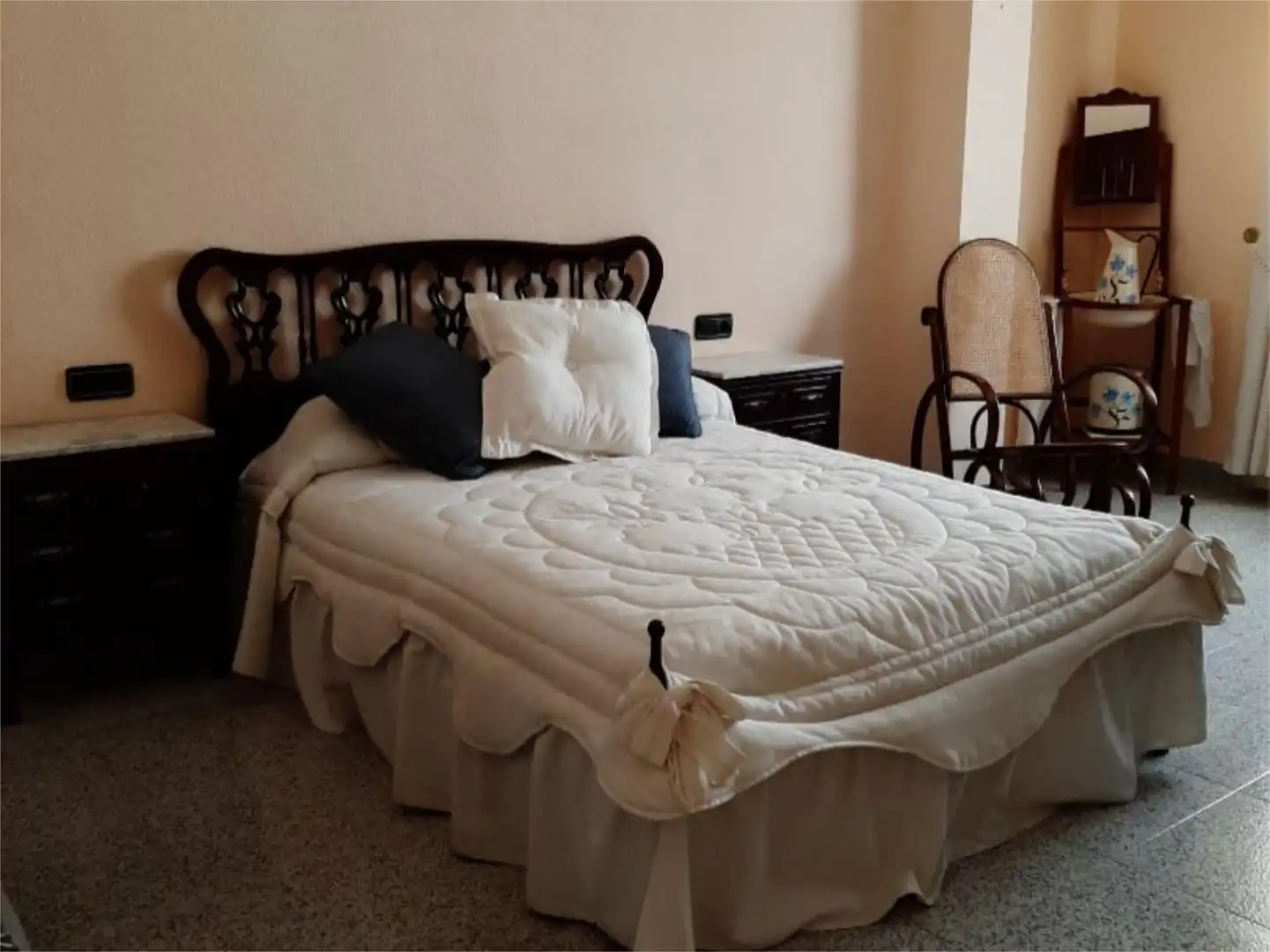 Piso en venta en Avenida Valencia, 113, Villanueva del Arzobispo Habitación de Piso en venta en Villanueva del Arzobispo con Aire acondicionado, Calefacción y Amueblado