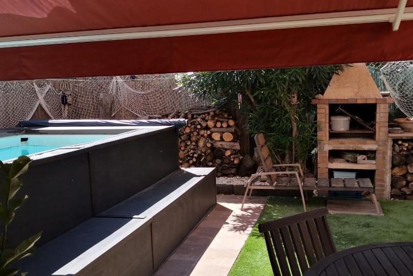 Casa adosada en venda a Carrer Era D'en Carbó, 24, Manlleu, Barcelona - imatge 1 Foto 1 de Casa adosada en venda a Carrer Era D'en Carbó, 24, Manlleu, Barcelona