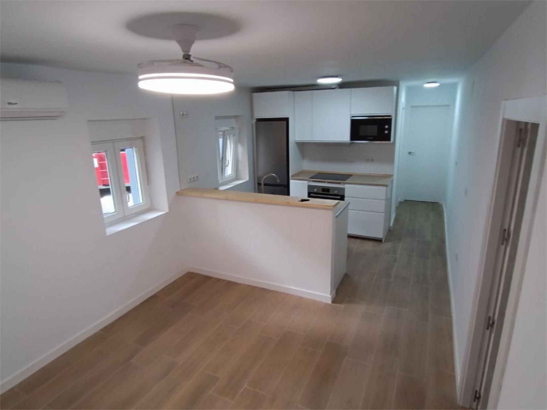 Flat to rent in Avenida Pablo Picasso, 4, Barrio de Zaidín Kitchen of Flat to rent in Granada Capital with Air Conditioner and Heating