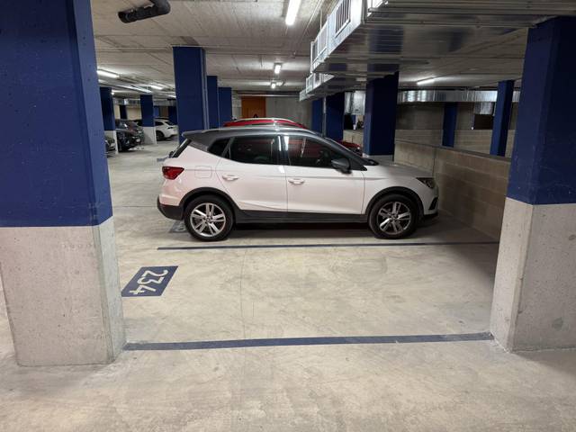 Garaje en Alquiler en Carrer Gran de la Sagrera, 50 en La Sagrera