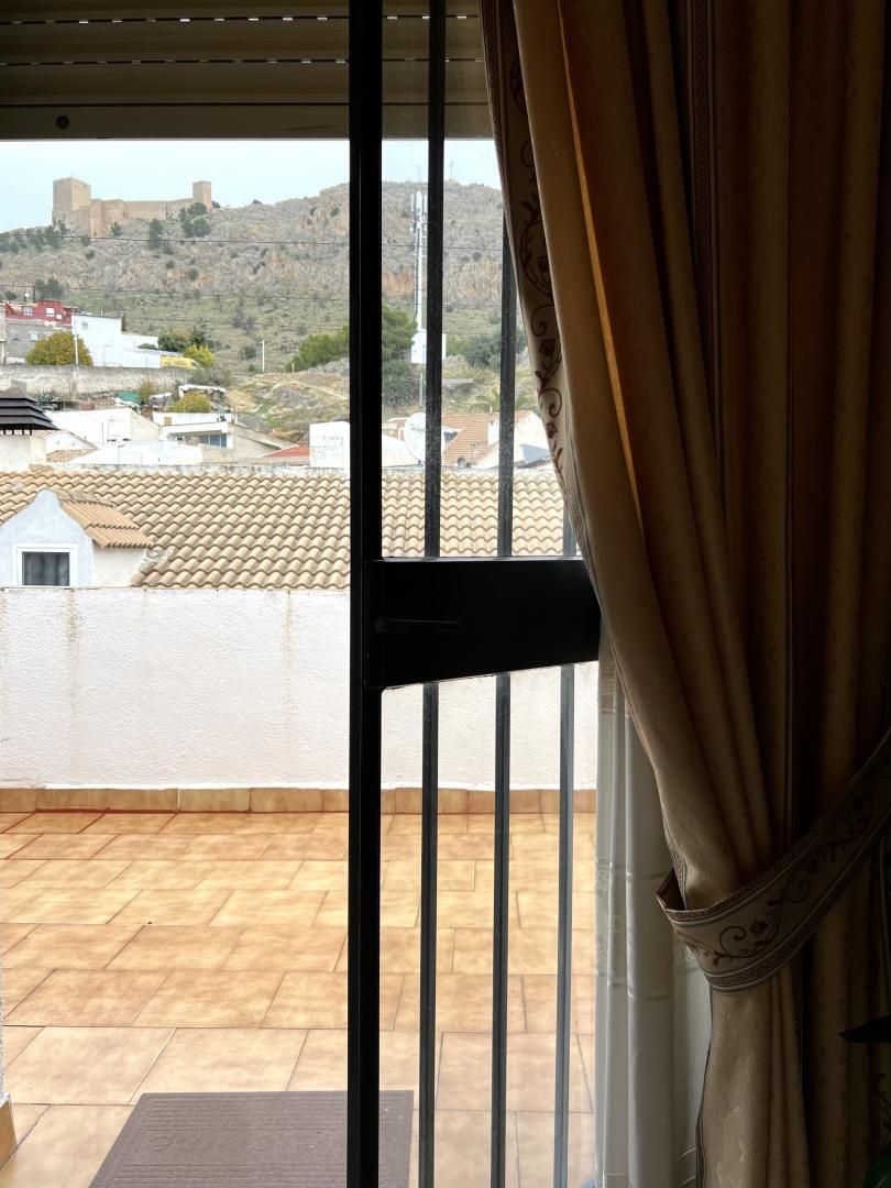 Àtic en venda a Calle del Tiro Nacional (2ª Travesía), 10, San Felipe - El Almendral - La Merced Terrassa de Àtic en venda en Jaén Capital amb Aire condicionat, Calefacció i Terrassa