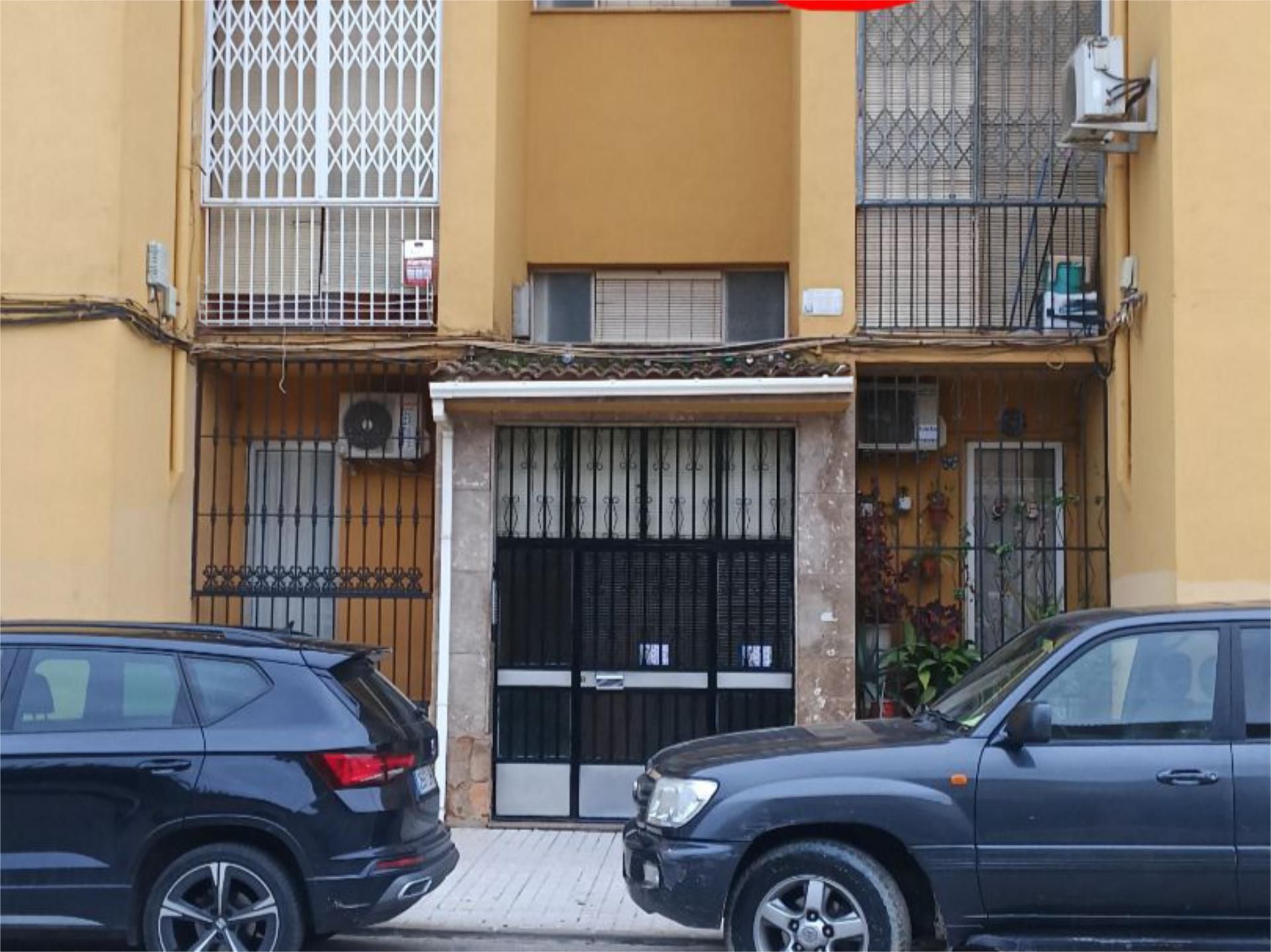 Exterior view of Flat for sale in Linares  with Air Conditioner, Terrace and Furnished