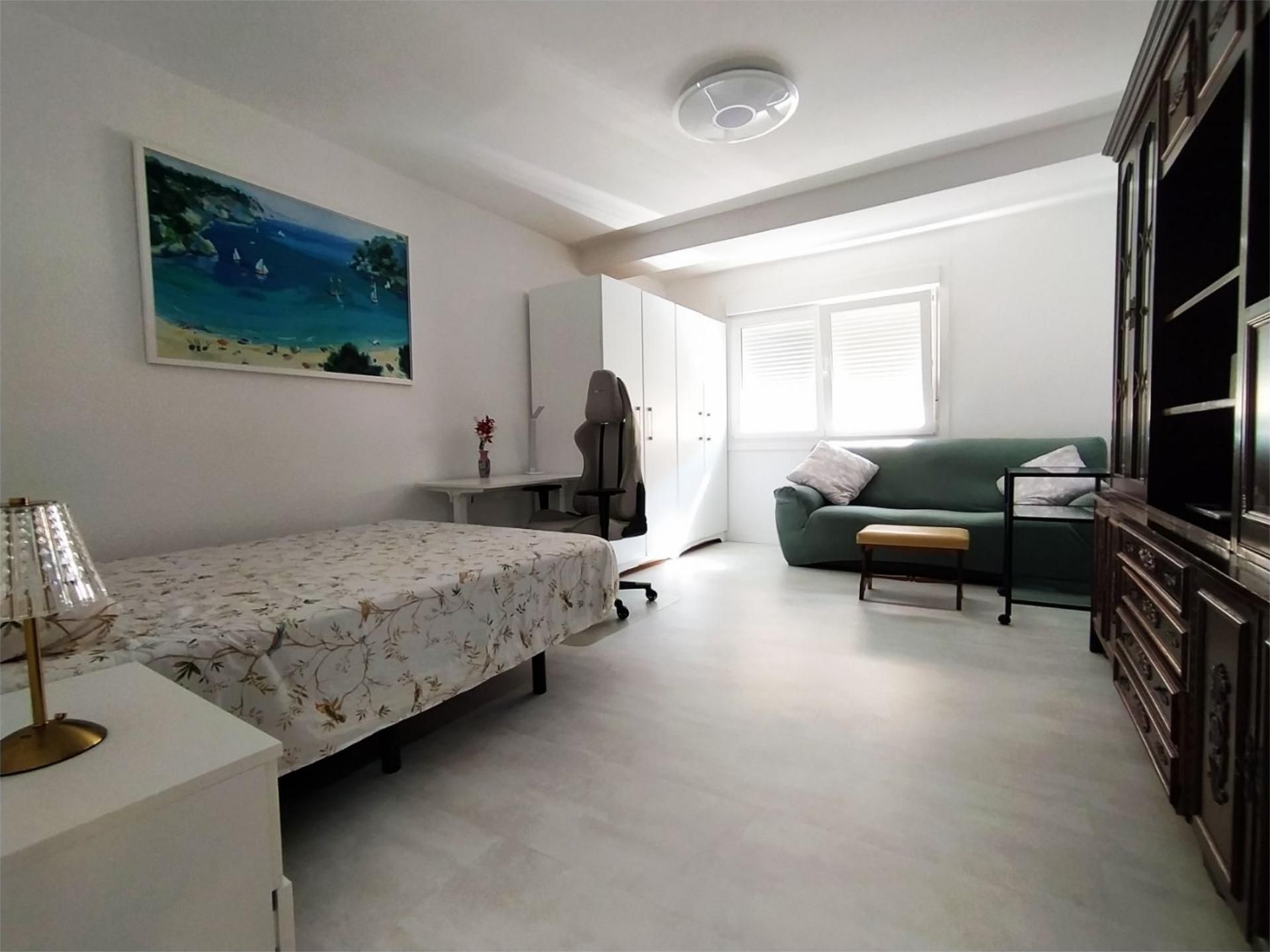 Flat to share in Calle Universidad de Texas, 2, Oliveros - Altamira Bedroom of Flat to share in Almería Capital with Furnished and Video intercom