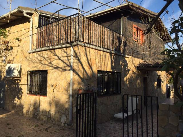 Casa-chalet en Alquiler en Camí dels Mestrets, 60 en Estadio Castalia