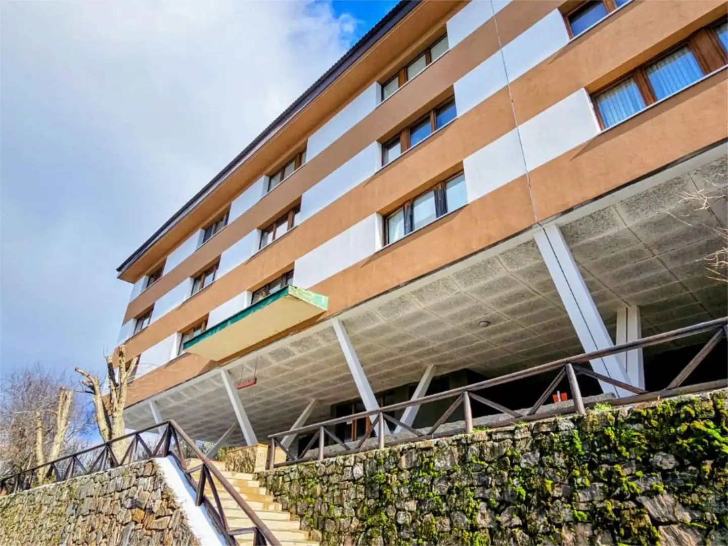 Apartament en venda a Calle Edificio Olivo, 1, Cerezo de Arriba Vista exterior de Apartament en venda en Cerezo de Arriba