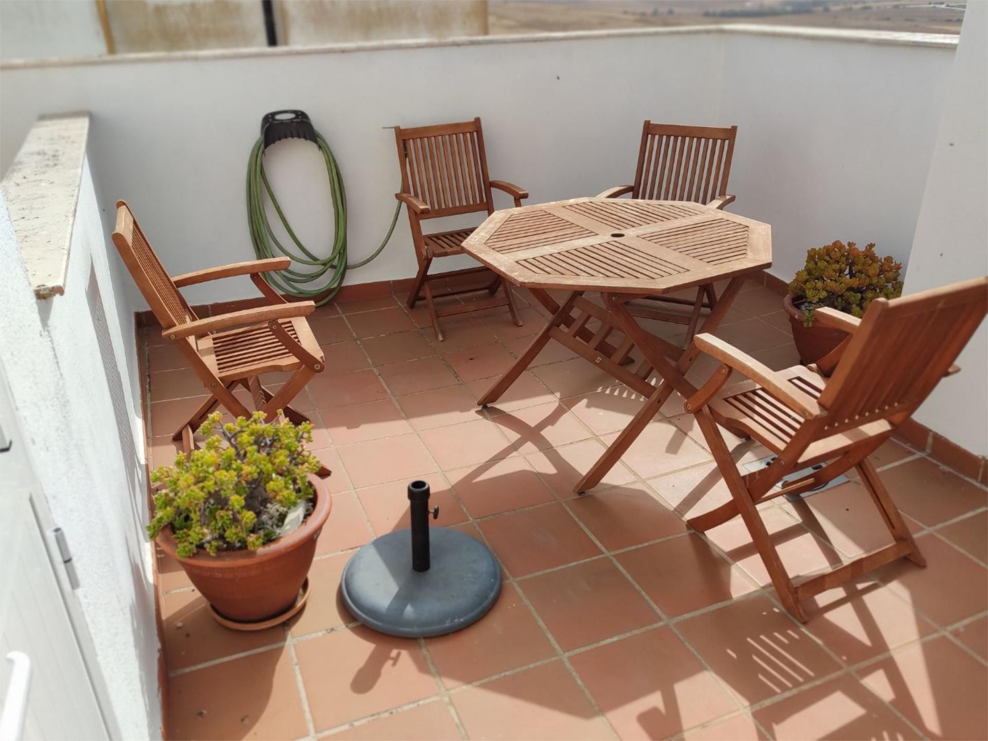 Piso de alquiler en Calle Comadronas, 8, Facinas Terraza de Piso de alquiler en Tarifa