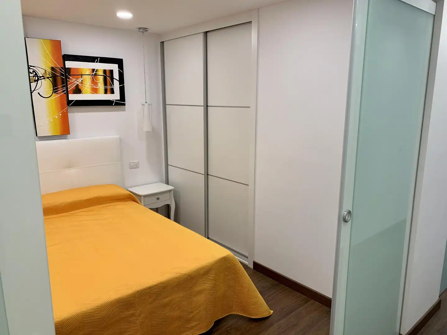 Wohnung zum Verkauf in Avenida Ernesto Sarti, 34, Torviscas Bajo Schlafzimmer von Wohnung zum Verkauf in Adeje mit Klimaanlage, Heizung und Privatgarten