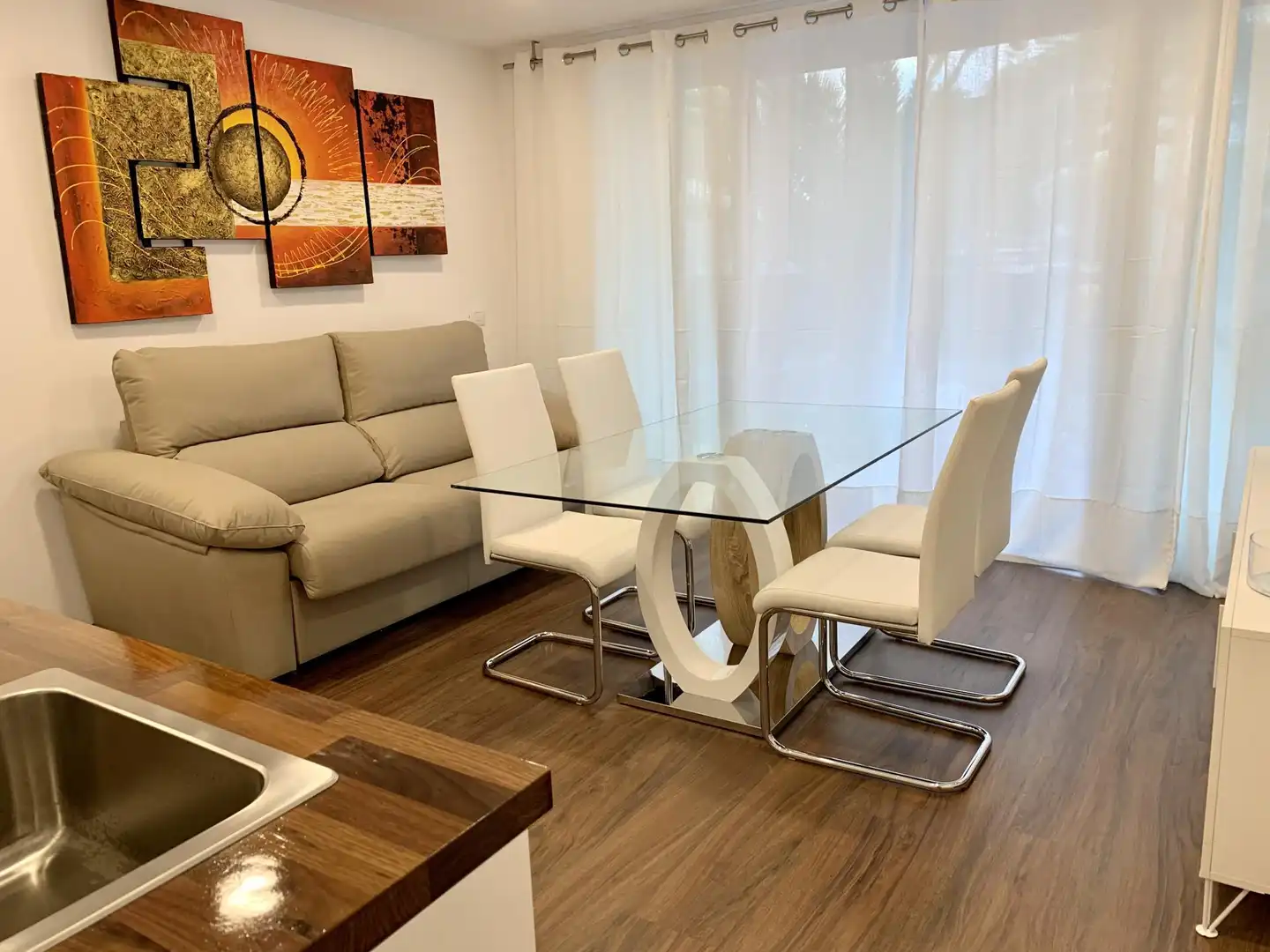 Wohnung zum Verkauf in Avenida Ernesto Sarti, 34, Torviscas Bajo Esszimmer von Wohnung zum Verkauf in Adeje mit Klimaanlage, Heizung und Privatgarten