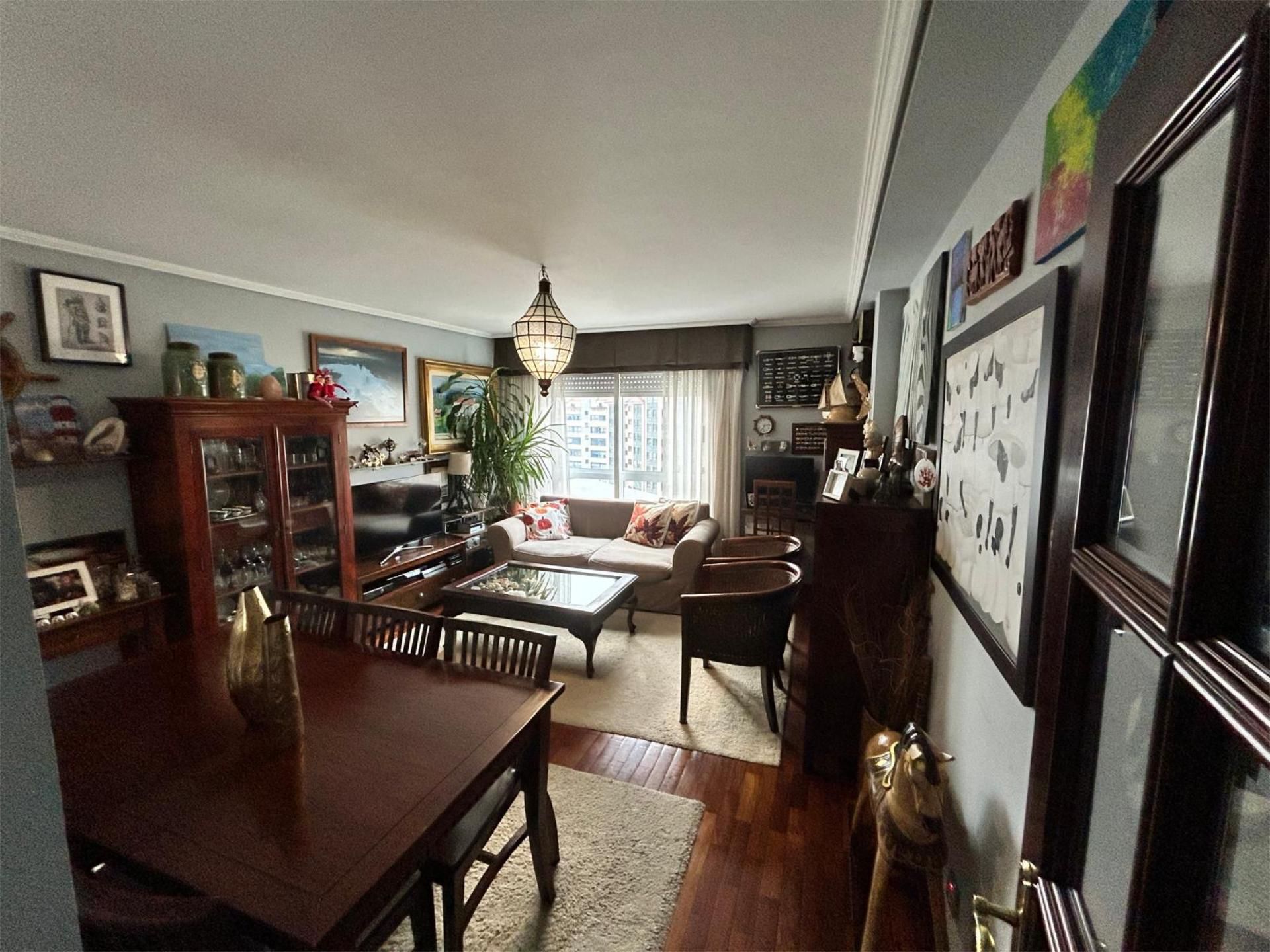 Piso en venta en Rúa Fotógrafo Luis Casado, 12, As Travesas - Balaídos Sala de estar de Piso en venta en Vigo con Calefacción, Parquet y Trastero