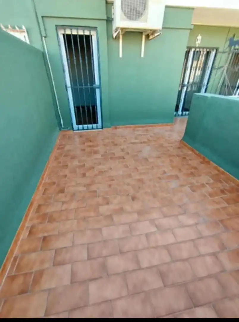 Dachboden zum Verkauf in Calle Santa Cruz de Tenerife, Asdrúbal - Bahía Blanca Dachboden zum Verkauf in Cádiz mit Klimaanlage, Heizung und Parkett
