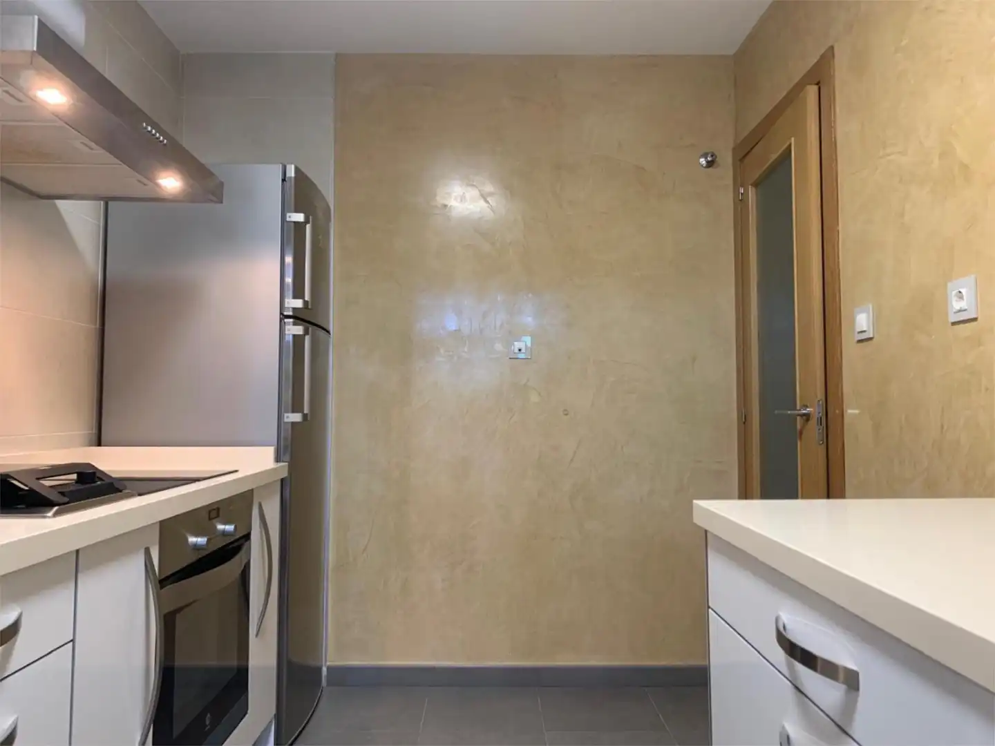 Flat for sale in Calle Beethoven, 4, Las Tres Piedras - Costa Ballena Kitchen of Flat for sale in Chipiona with Air Conditioner, Terrace and Swimming Pool