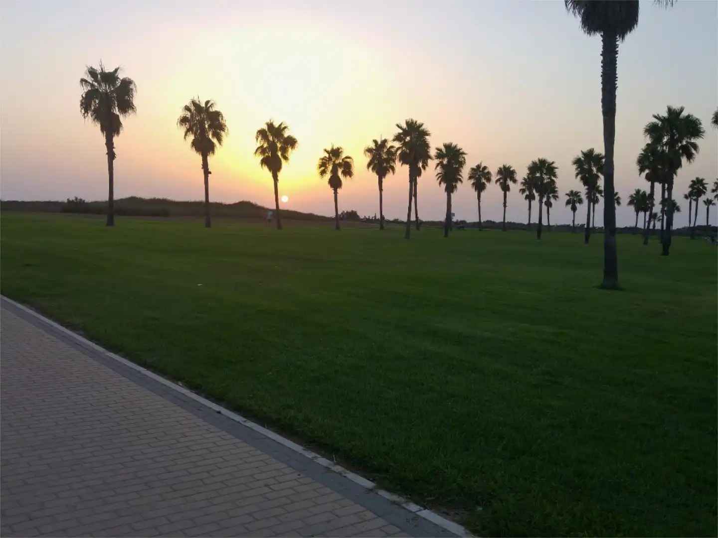 Flat for sale in Calle Beethoven, 4, Las Tres Piedras - Costa Ballena Exterior view of Flat for sale in Chipiona with Air Conditioner, Terrace and Swimming Pool