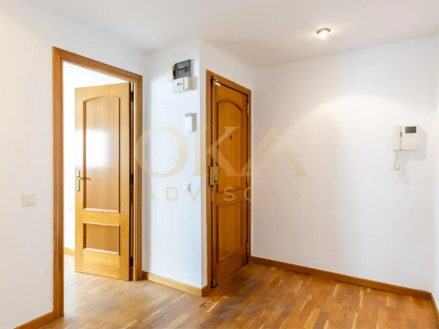 Maisonette zum Verkauf in  Valencia Capital mit Klimaanlage, Terrasse und Balkon