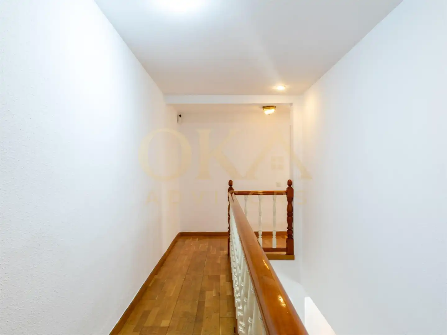 Maisonette zum Verkauf in  Valencia Capital mit Klimaanlage, Terrasse und Balkon