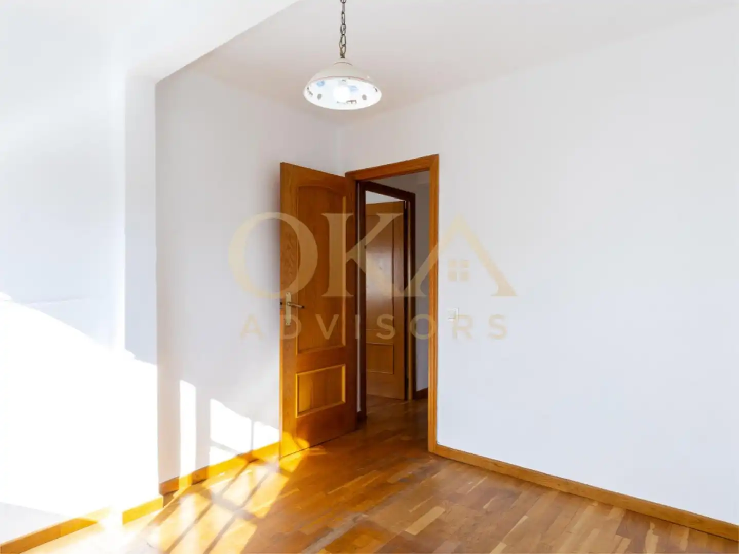 Maisonette zum Verkauf in  Valencia Capital mit Klimaanlage, Terrasse und Balkon