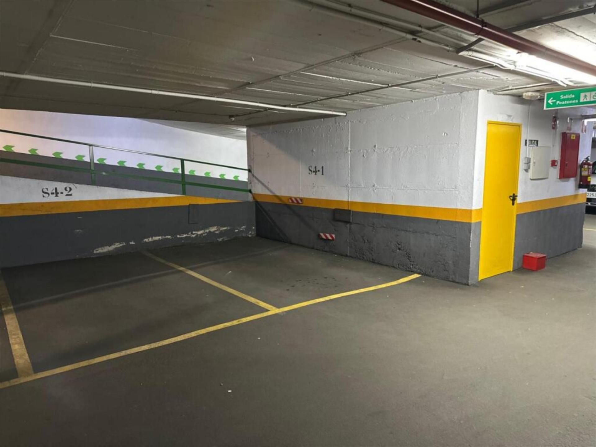 Parking of Garage to rent in Baza
