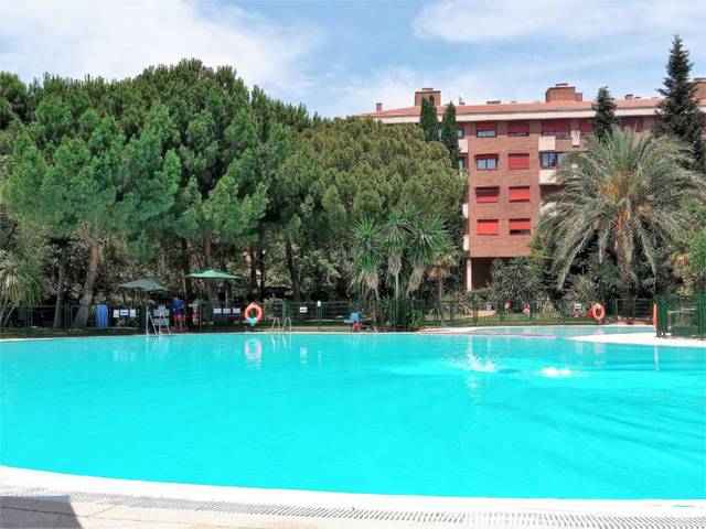 Piso en Alquiler en Avenida del Ventisquero de la Condesa, 13G en Arroyo del Fresno