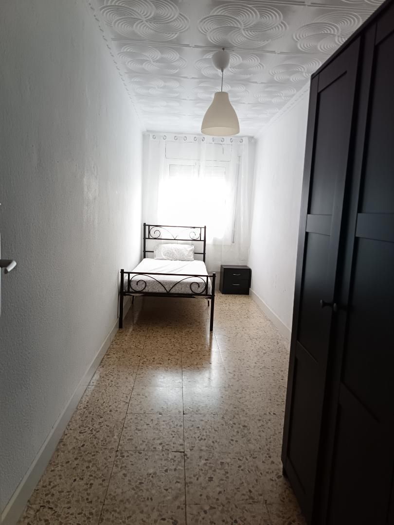 Bedroom of Flat to share in Montcada i Reixac