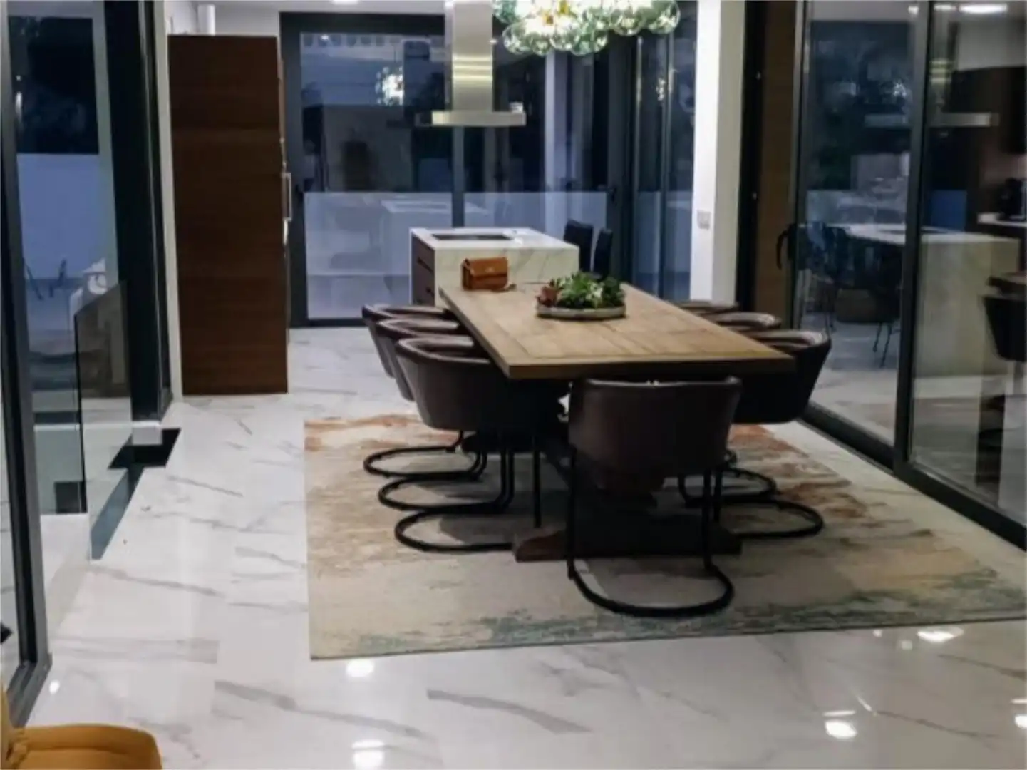 Dining room of Flat for sale in Estepona  with Terrace, Swimming Pool and Balcony