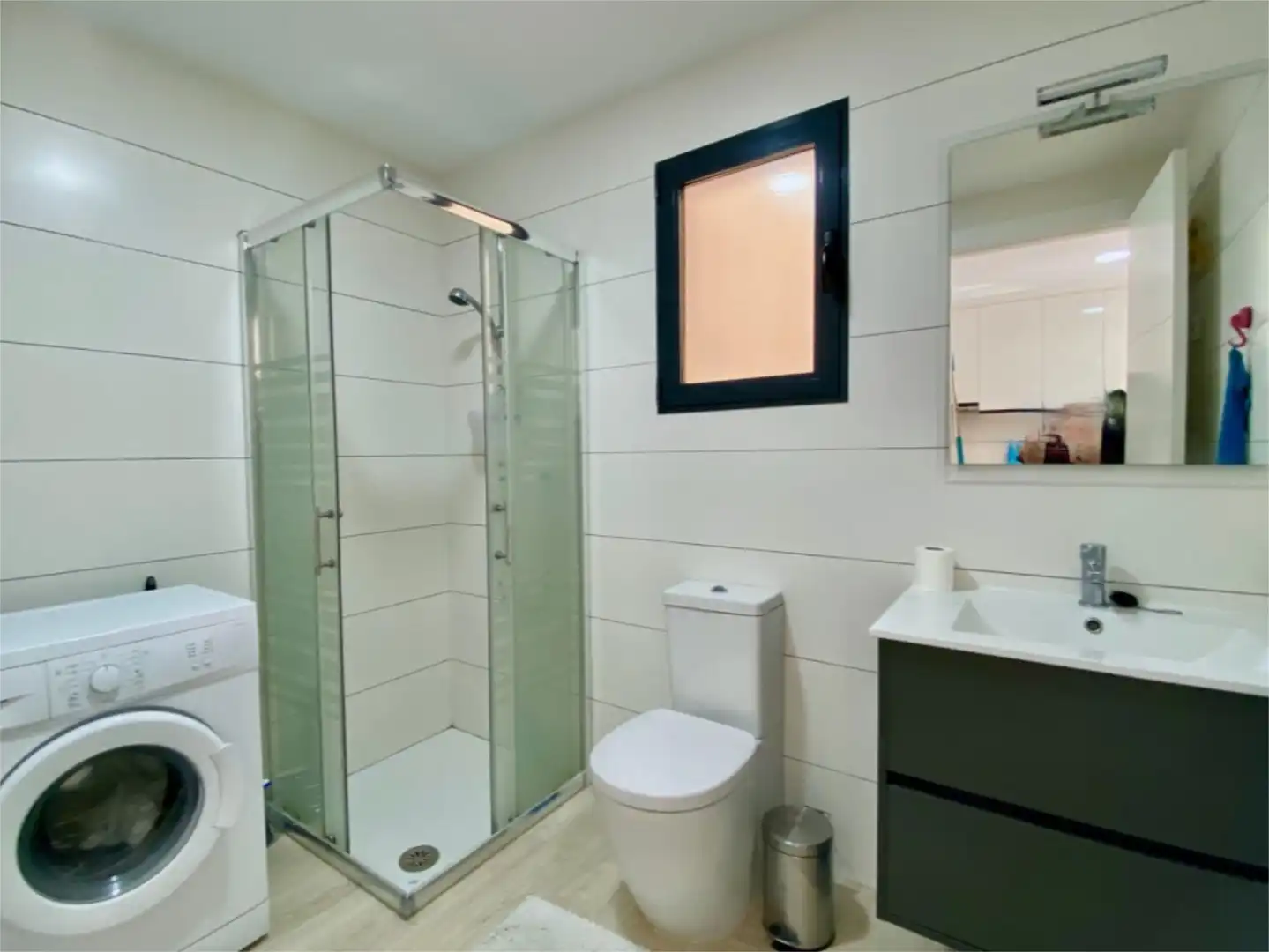 Flat for sale in Via Augusta, 8, El Moncayo - El Pòrtic Bathroom of Flat for sale in Guardamar del Segura with Air Conditioner, Swimming Pool and Furnished