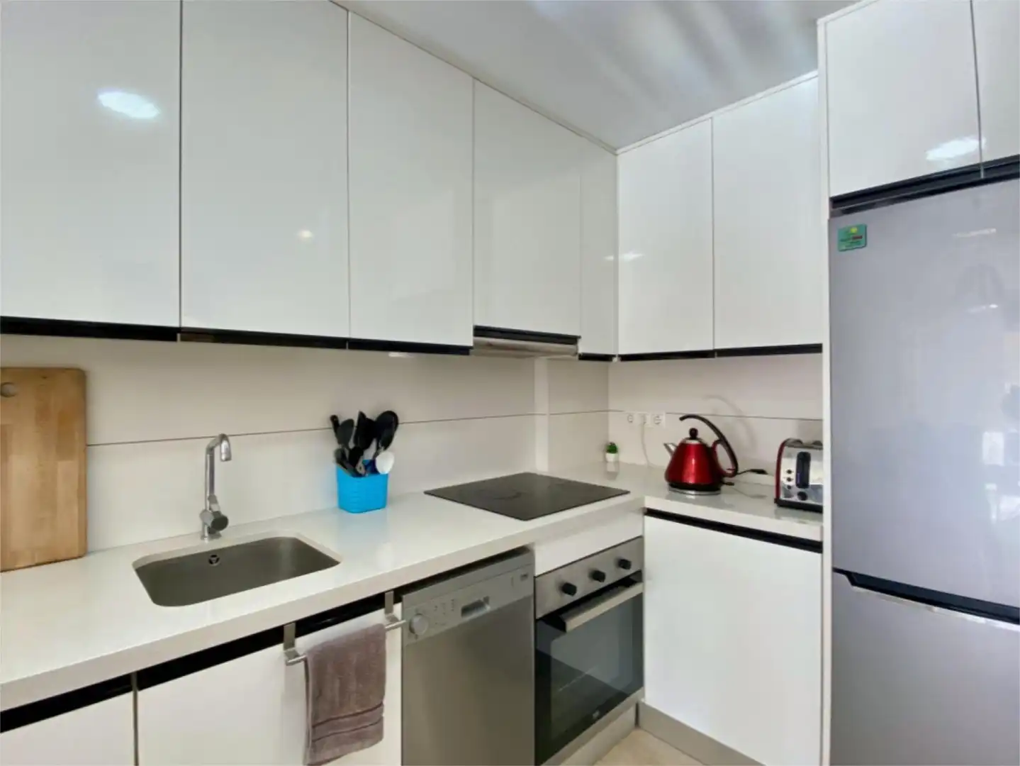 Flat for sale in Via Augusta, 8, El Moncayo - El Pòrtic Kitchen of Flat for sale in Guardamar del Segura with Air Conditioner, Swimming Pool and Furnished