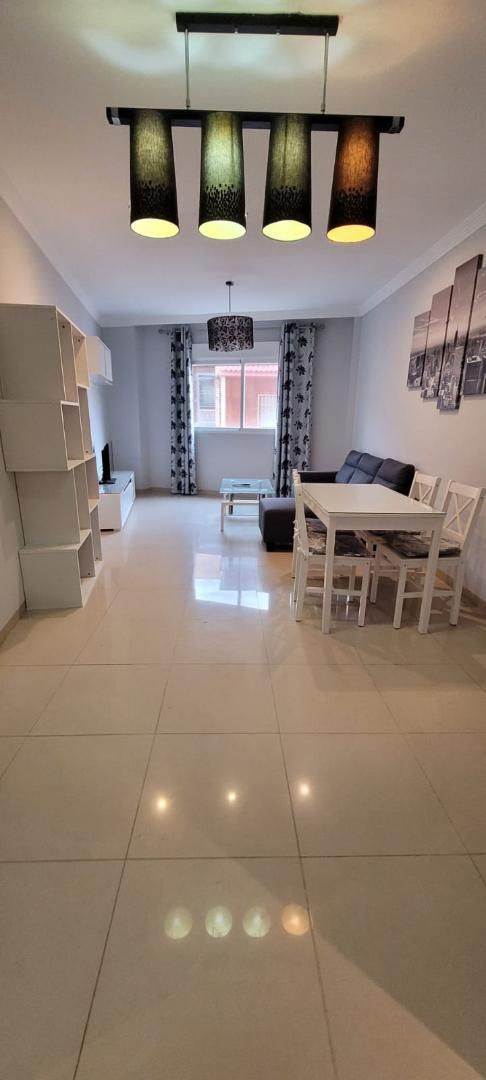 Pis en venda a Calle Santa Lucía, 4, Motril ciudad Sala d'estar de Pis en venda en Motril amb Traster