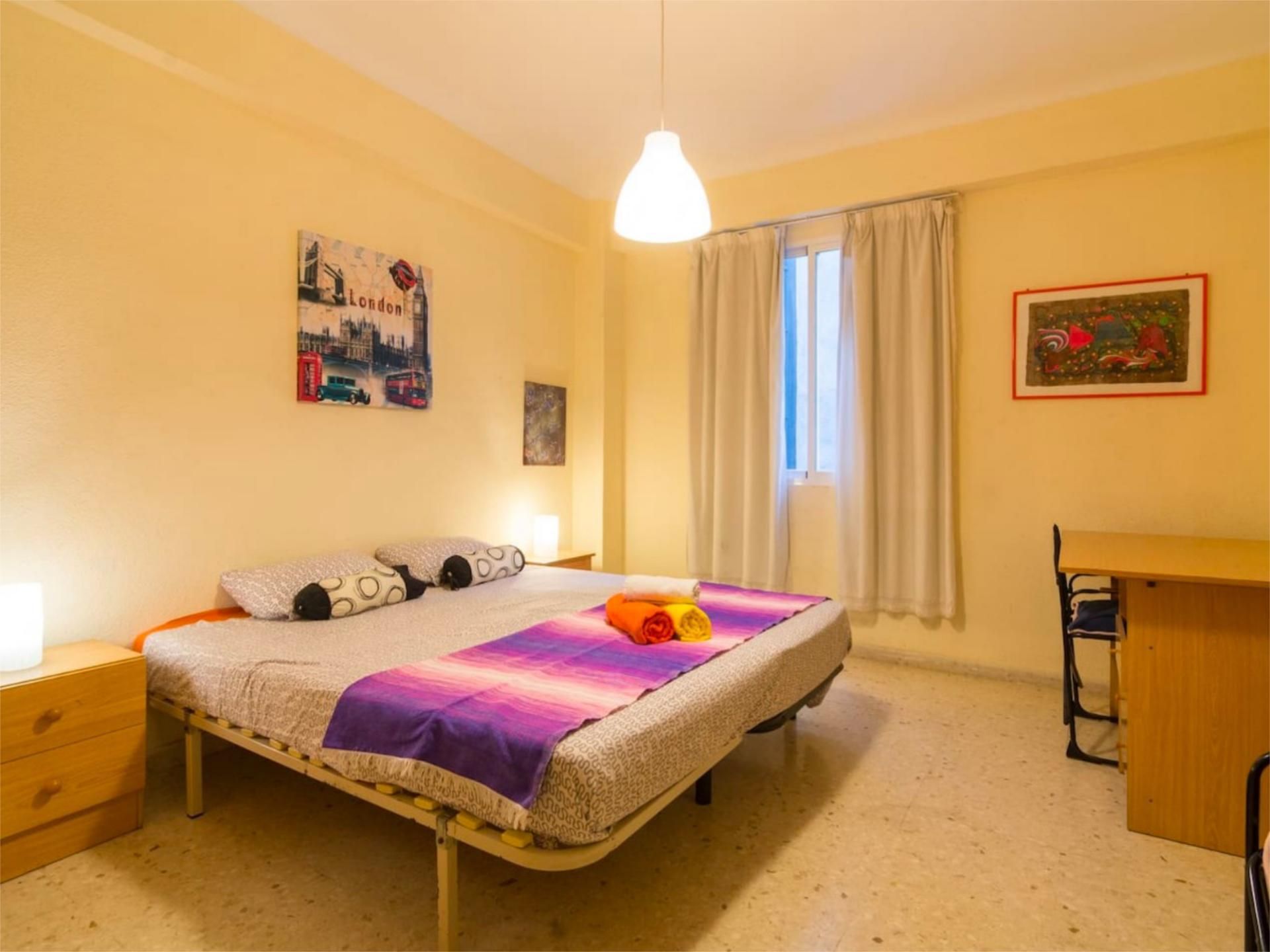 Dormitori de Pis per a compartir en Málaga Capital amb Moblat