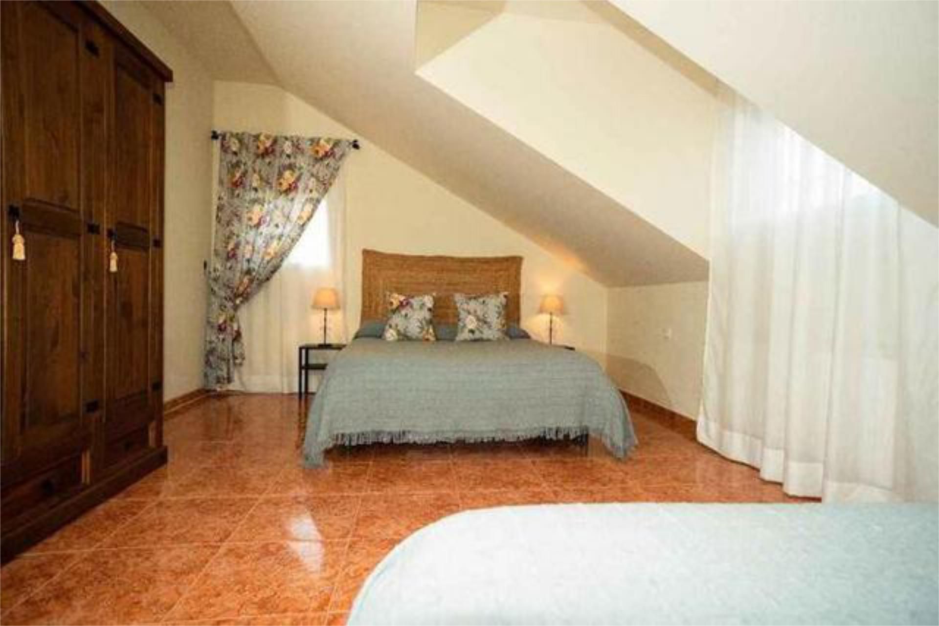 Habitación de Casa o chalet de alquiler en  Córdoba Capital con Calefacción, Jardín privado y Terraza