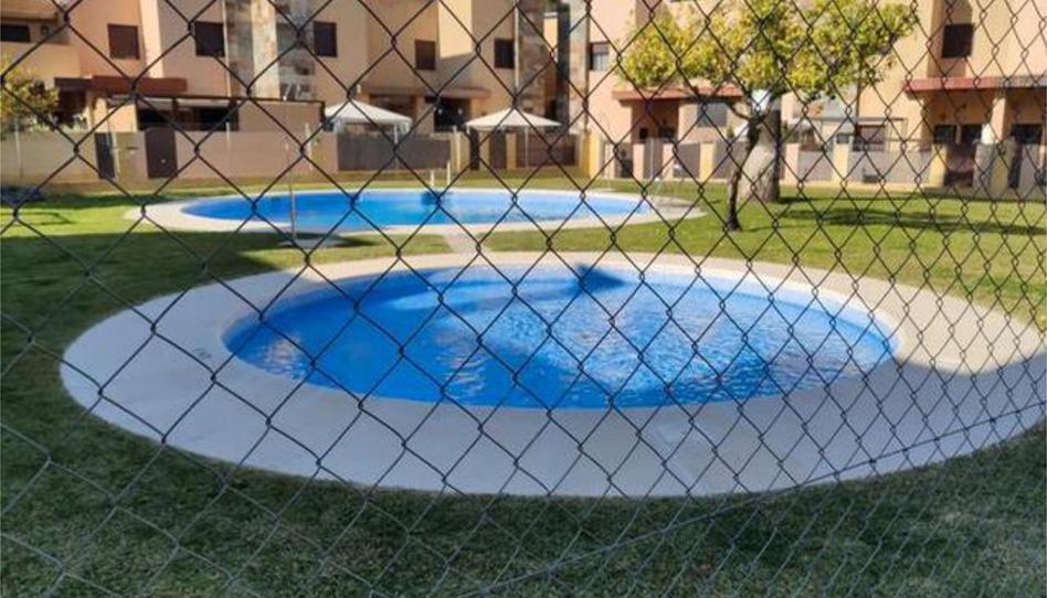 Photo 1 of Apartment to rent in El Rocío - La Milagrosa, Cádiz