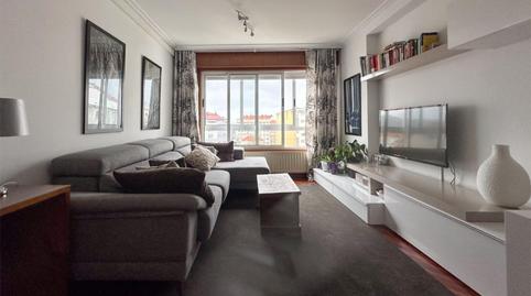 Piso en venta en Avenida de Castelao, 50, Coia, Pontevedra - imagen 3 Foto 3 de Piso en venta en Avenida de Castelao, 50, Coia, Pontevedra