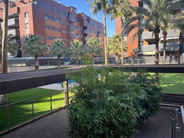 Piso en Alquiler en Calle Emir, 17 en Parque Lagos