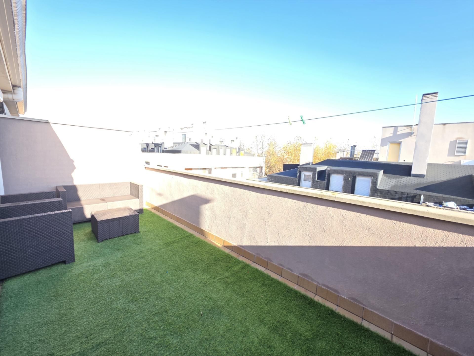 Piso en venta en Calle el Vallejo, 5, Azuqueca de Henares Terraza de Piso en venta en Azuqueca de Henares con Terraza