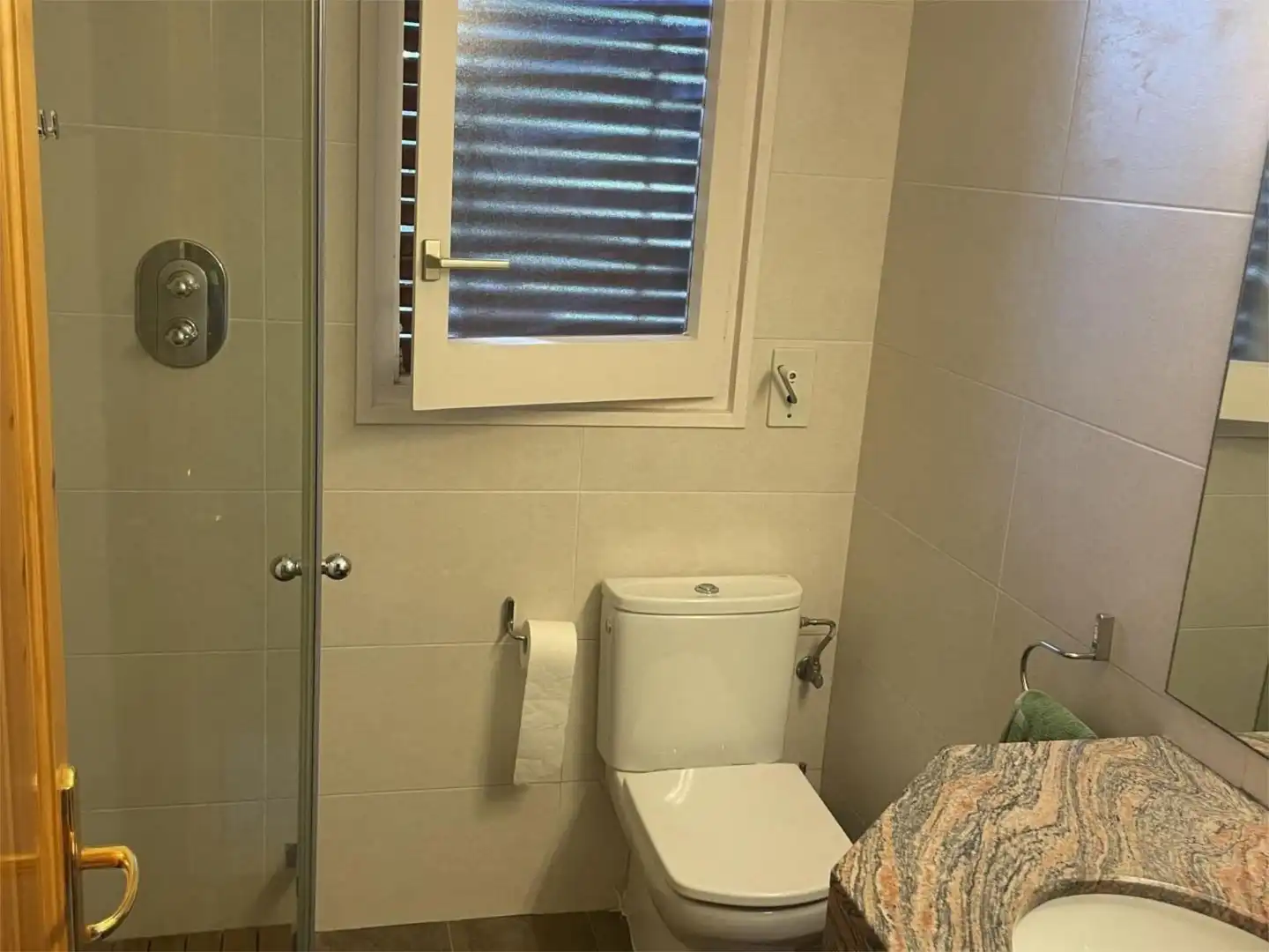 Houses for sale in Carrer de Montserrat, 173, Castellnou de Bages Bathroom of Houses for sale in Castellnou de Bages with Terrace, Swimming Pool and Balcony