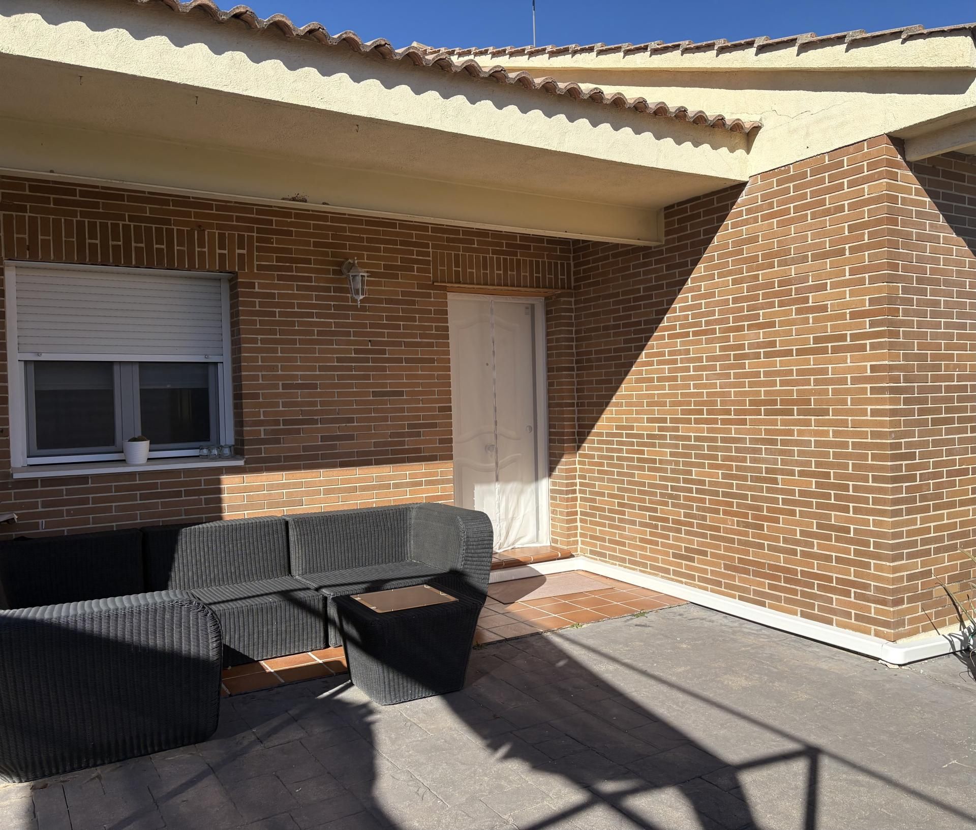 Casa o xalet en venda a Avenida de Alemania, 2, Méntrida Terrassa de Casa o xalet en venda en Méntrida amb Aire condicionat i Terrassa