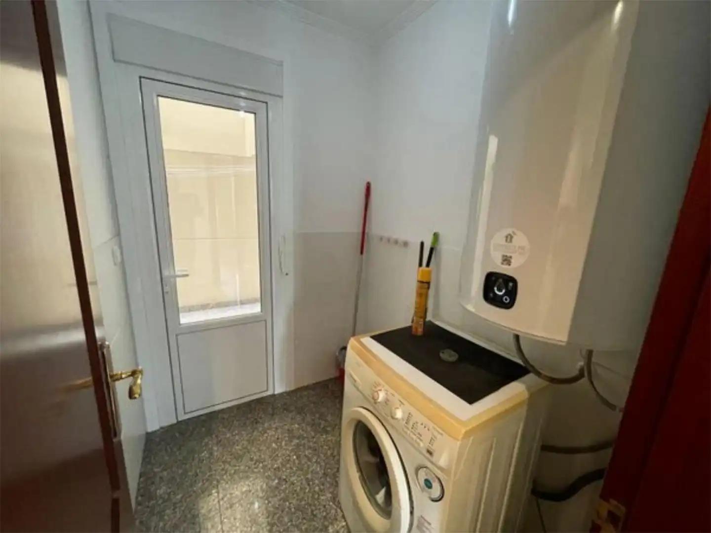 Apartments for rent in Rúa Virxen de Covadonga, 13, Alto del Castaño Kitchen of Apartments for rent in Narón with Heating, Parquet flooring and Terrace