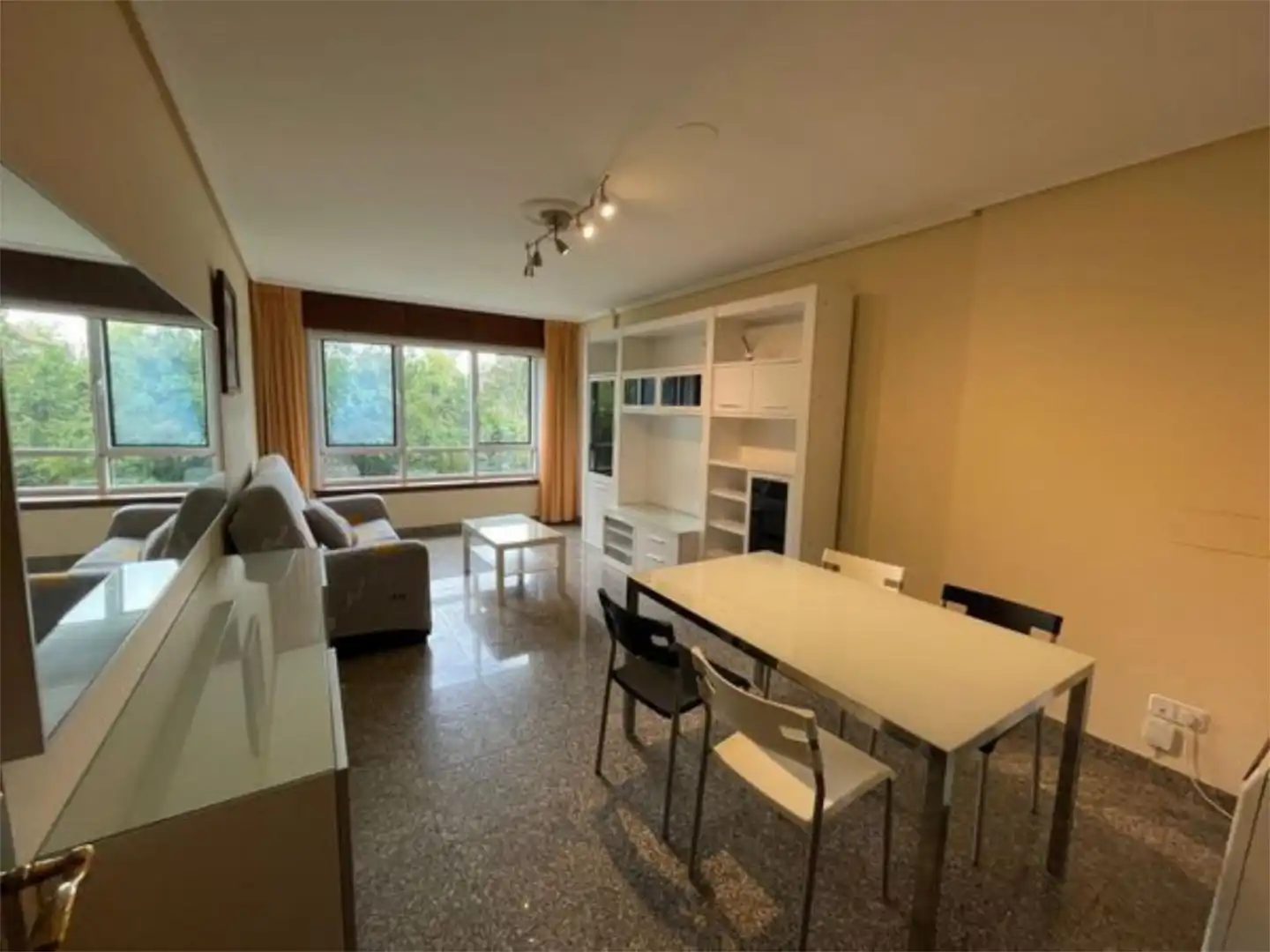 Apartments for rent in Rúa Virxen de Covadonga, 13, Alto del Castaño Living room of Apartments for rent in Narón with Heating, Parquet flooring and Terrace