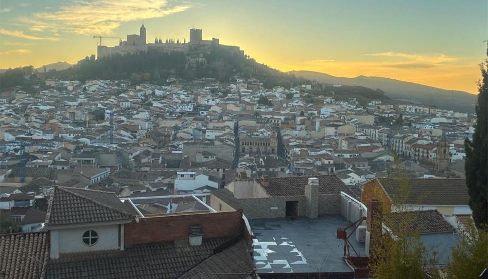 Casa adosada en venta en Calle Corredera, 33, Alcalá la Real, Jaén - imagen 1 Foto 1 de Casa adosada en venta en Calle Corredera, 33, Alcalá la Real, Jaén